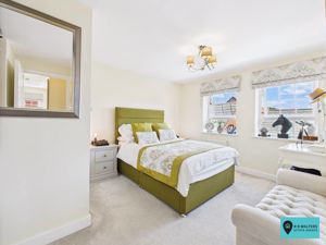Bedroom- click for photo gallery